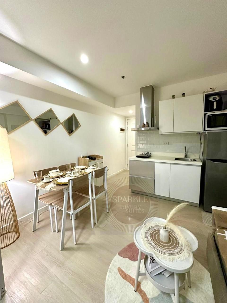 Azure Beach Club Taguig Eksteriør bilde